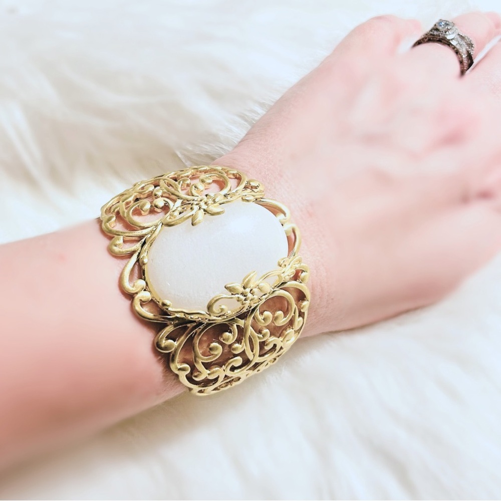 SHEILA FAJL Rare 18K Plated Brass Filigree and White Jade Cuff Bracelet - Picture 8 of 8